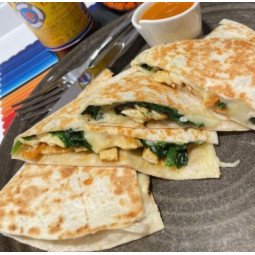 Quesadilla pollo y espinacas